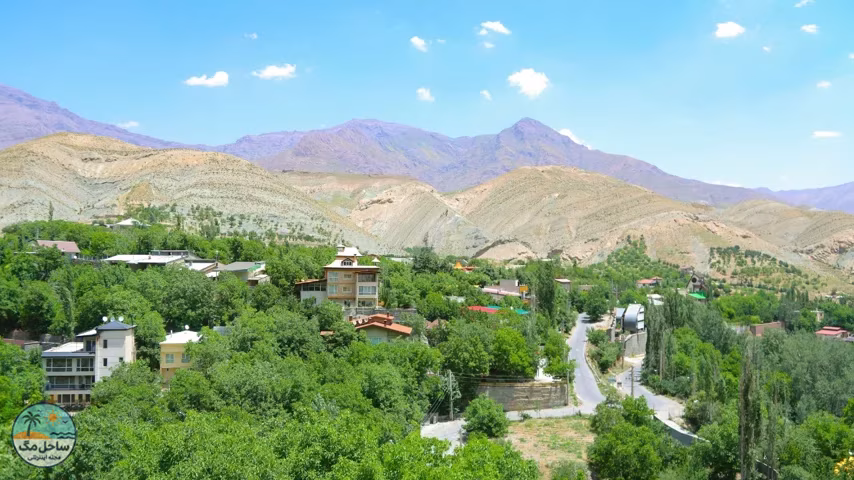 در لواسانات می&zwnj;توانید کافه&zwnj;ها، رستوران و مراکز تجاری متعددی را برای شبگردی پیدا کنید