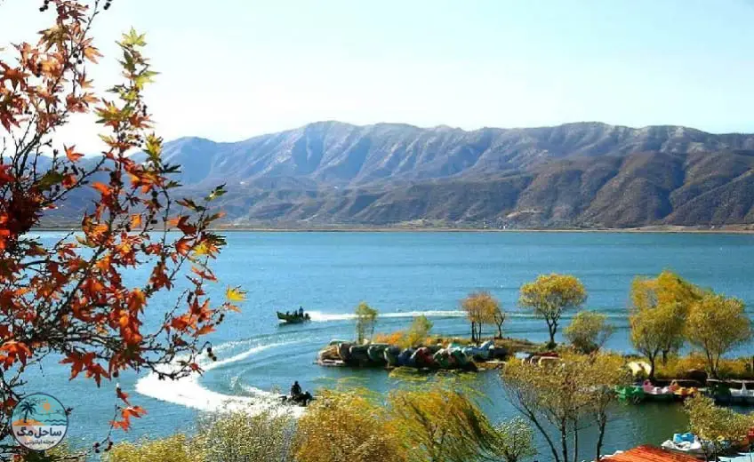دریاچه زریوار از دریاچه های زیبای ایران