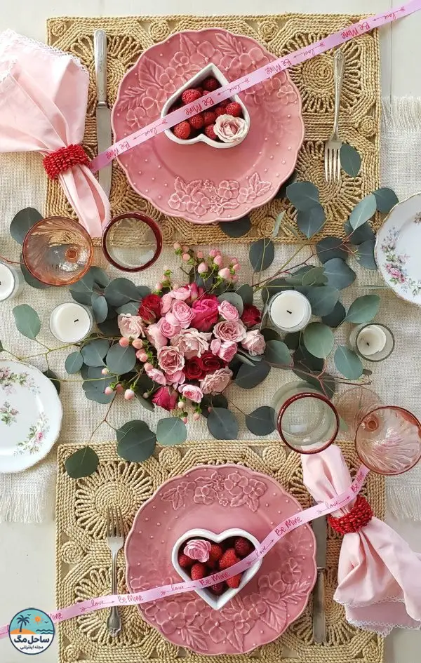 چیدمان مینیمال میز شام برای دو نفر